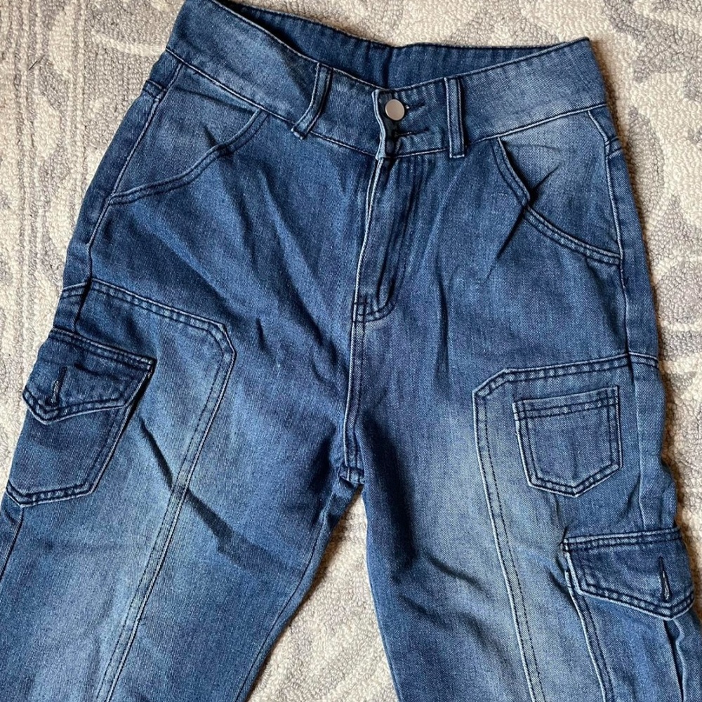 Flared Cargo jeans